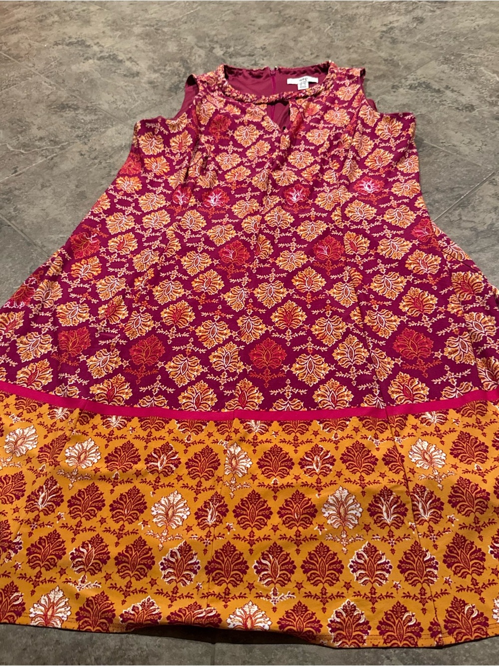 🍌Wisp Sleeveless Dress in Magenta and Mustard